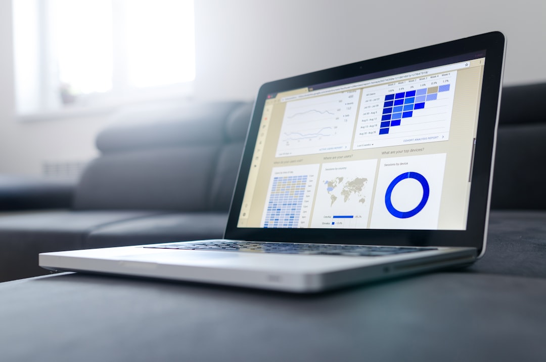 découvrez notre guide complet sur les stratégies d'investissement, conçu pour vous aider à optimiser vos rendements financiers. que vous soyez novice ou investisseur aguerri, apprenez à sélectionner les meilleures options d'investissement pour atteindre vos objectifs financiers.